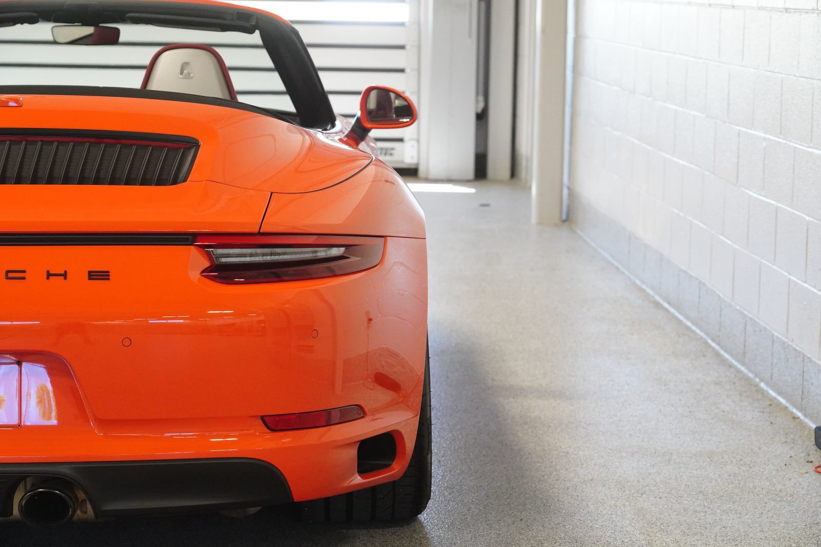 Used 2018 Porsche 911 Carrera GTS RWD image 13