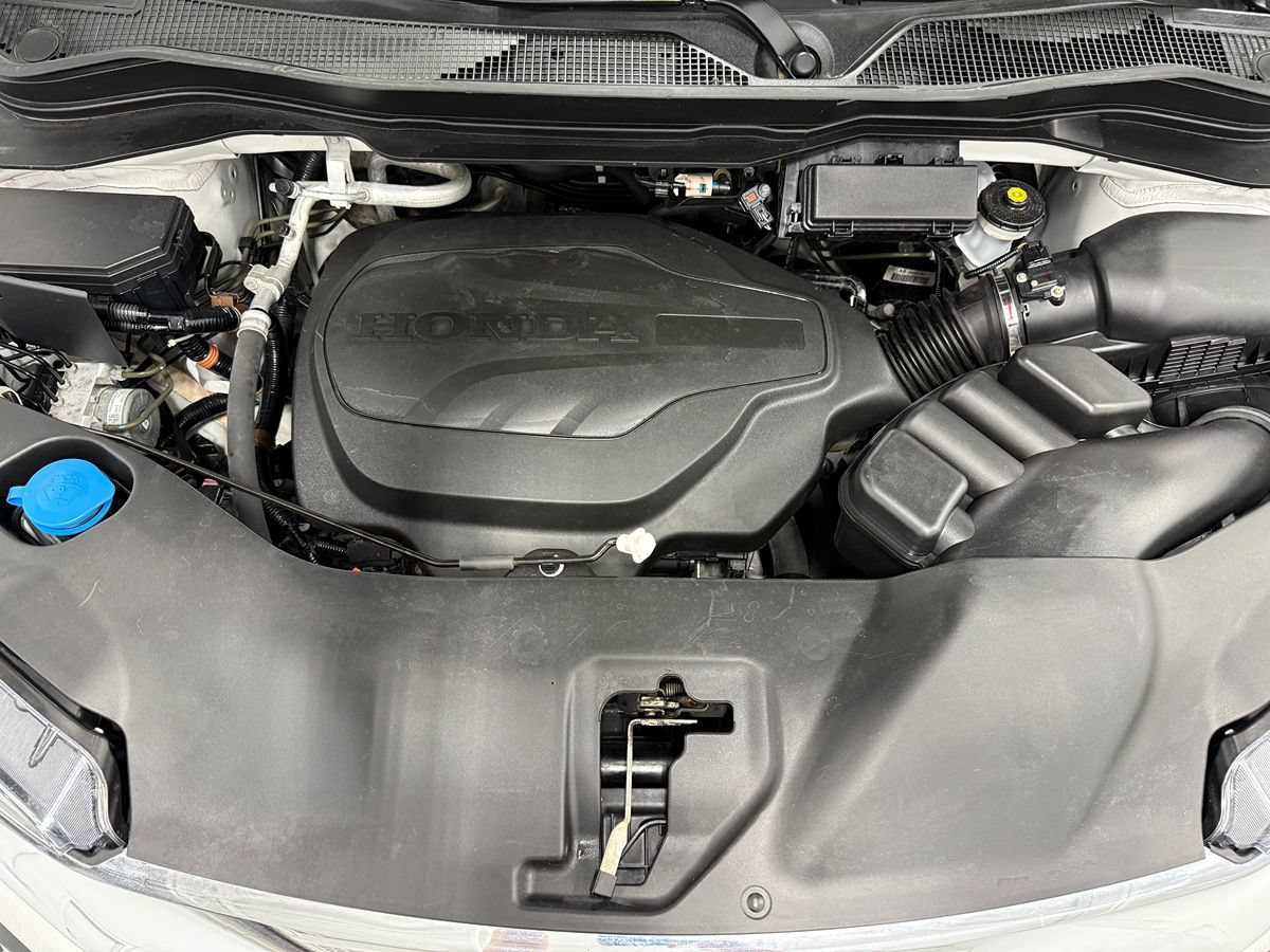 Used 2022 Honda Pilot Touring image 32