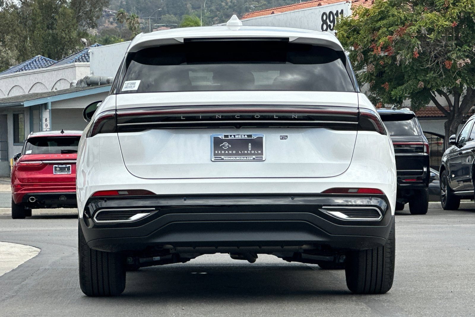 New 2026 Lincoln Nautilus Premier w/ Equipment Group 102A AWD/4WD image 4
