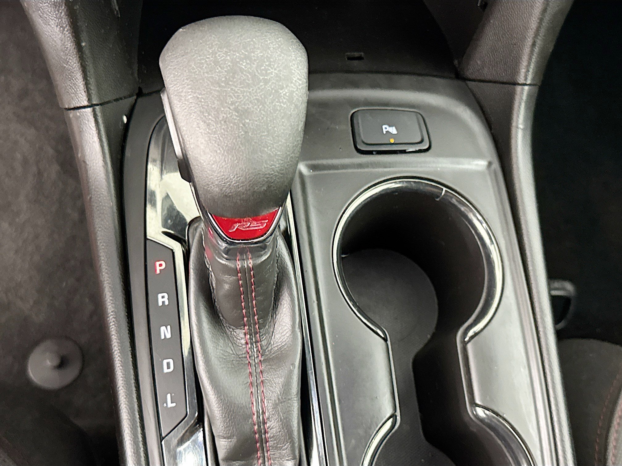 Used 2022 Chevrolet Equinox RS w/ Infotainment Package FWD image 19