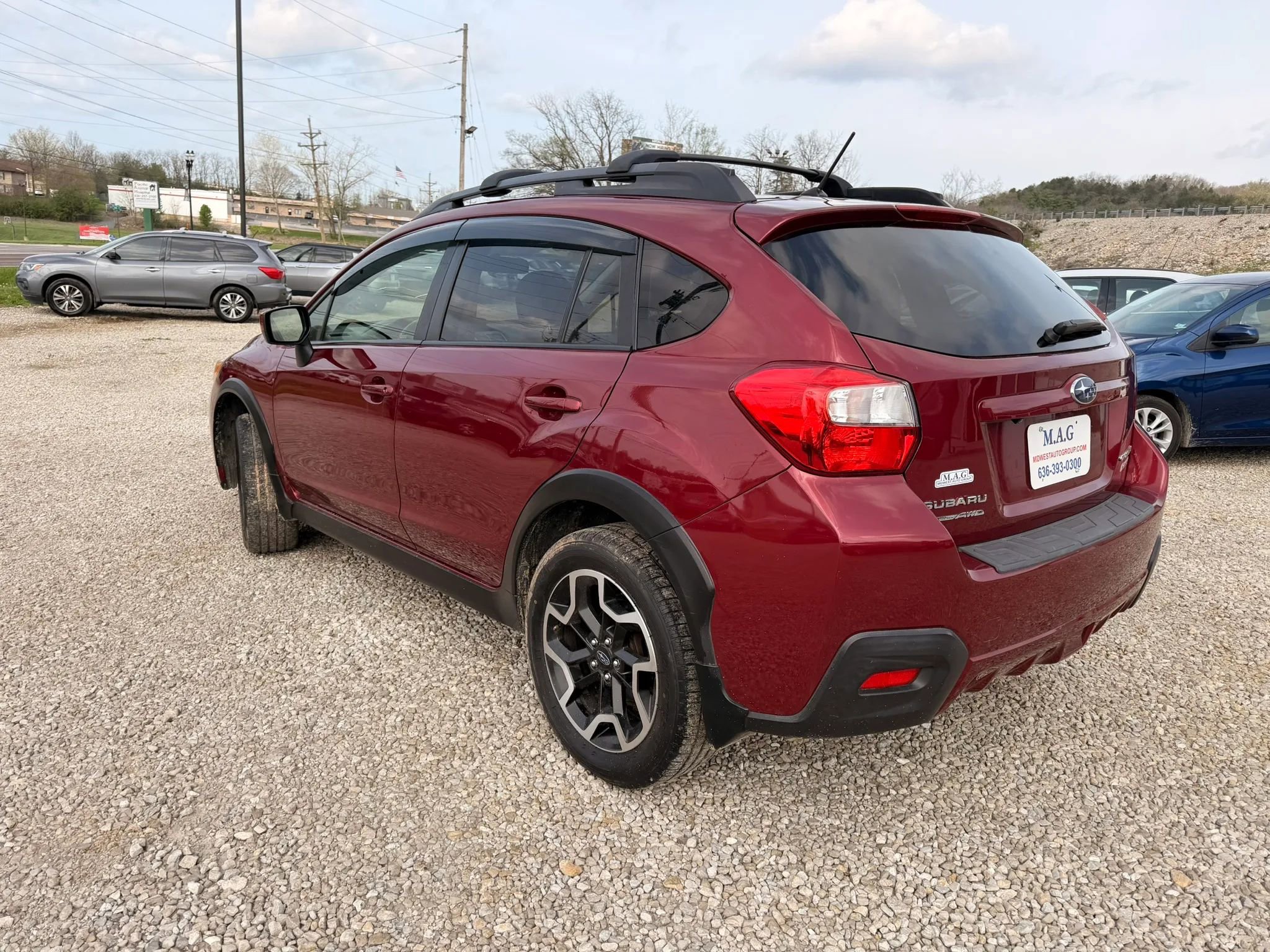 Used 2017 Subaru Crosstrek 2.0i Premium image 3