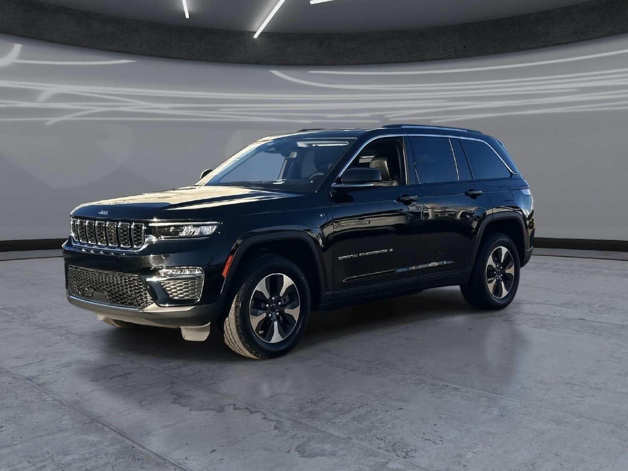 Used 2022 Jeep Grand Cherokee Limited 4xe AWD/4WD image 3