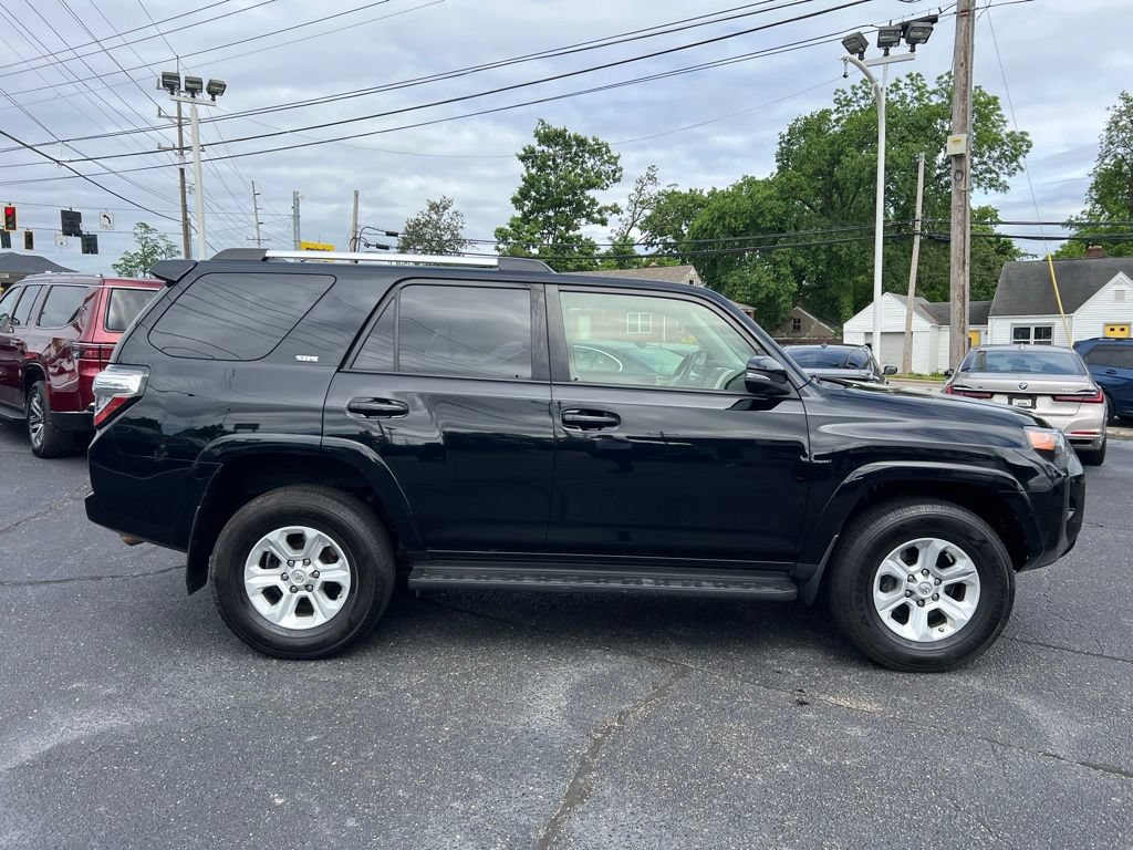 Used 2021 Toyota 4Runner SR5 Premium AWD/4WD image 5