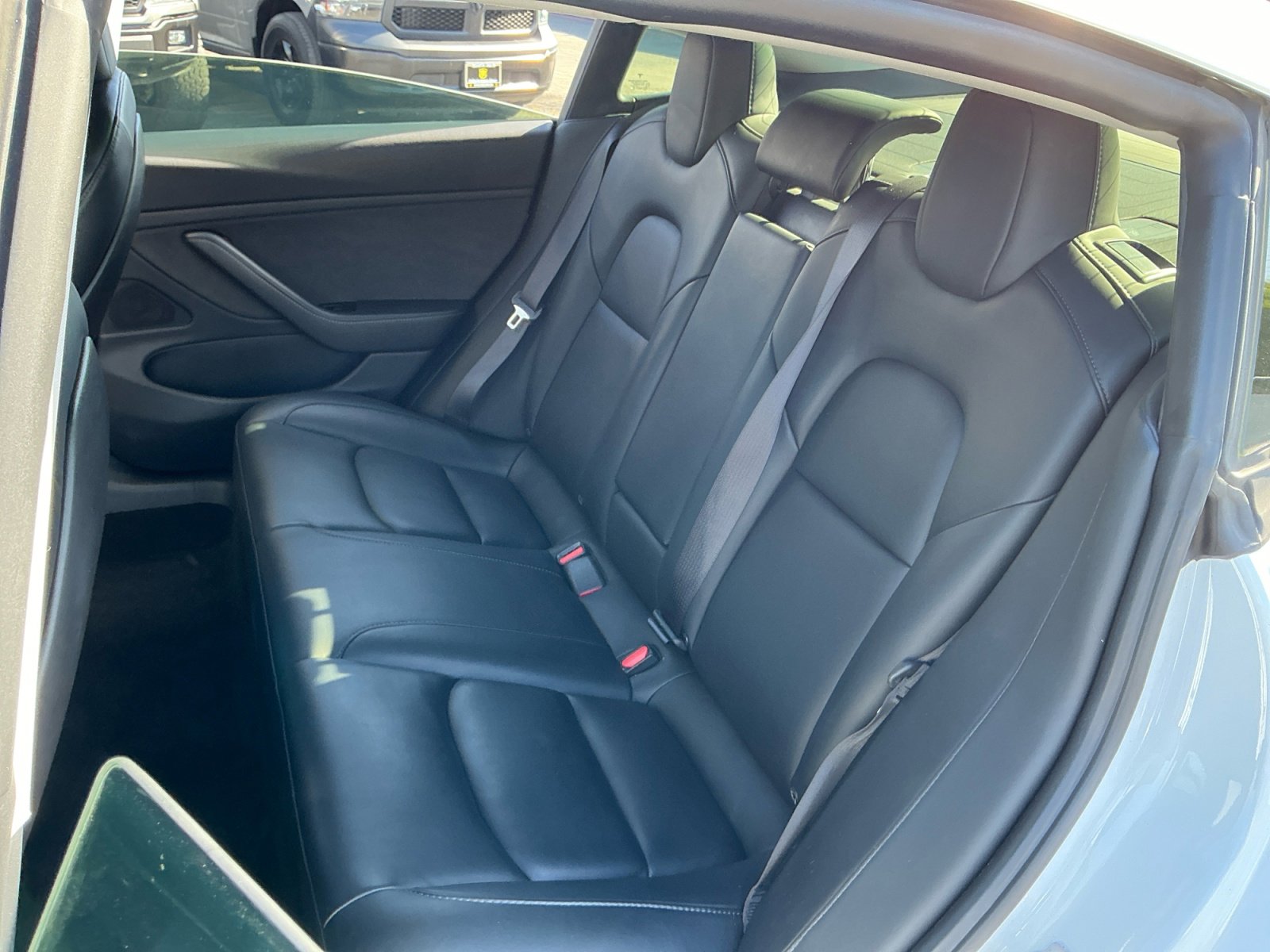 Used 2019 Tesla Model 3 Standard Range Plus image 19