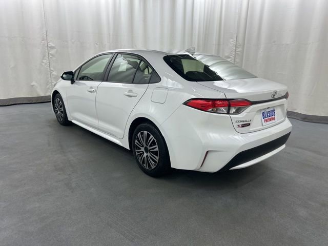 Used 2021 Toyota Corolla LE image 4