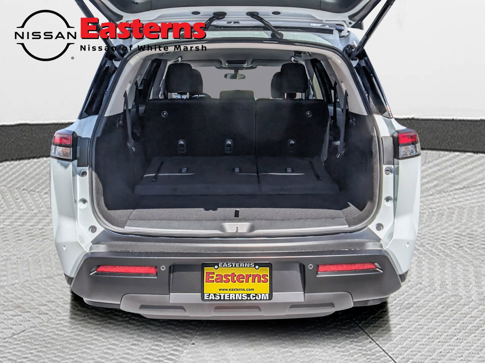 New 2026 Nissan Pathfinder SV image 10