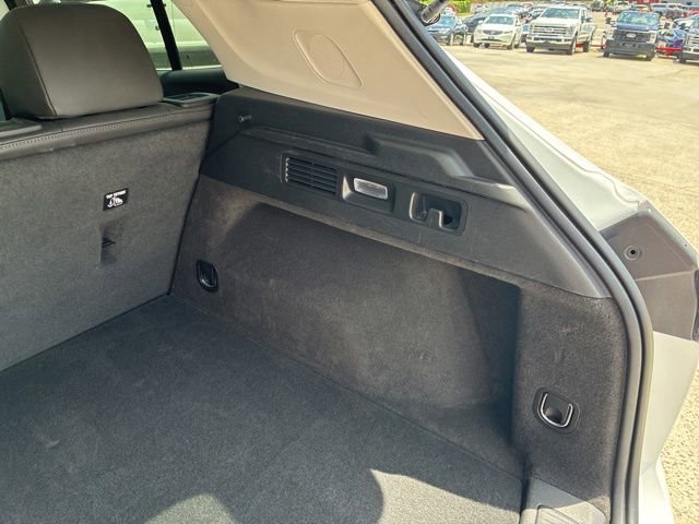 Used 2024 Buick Envision Preferred AWD/4WD image 39