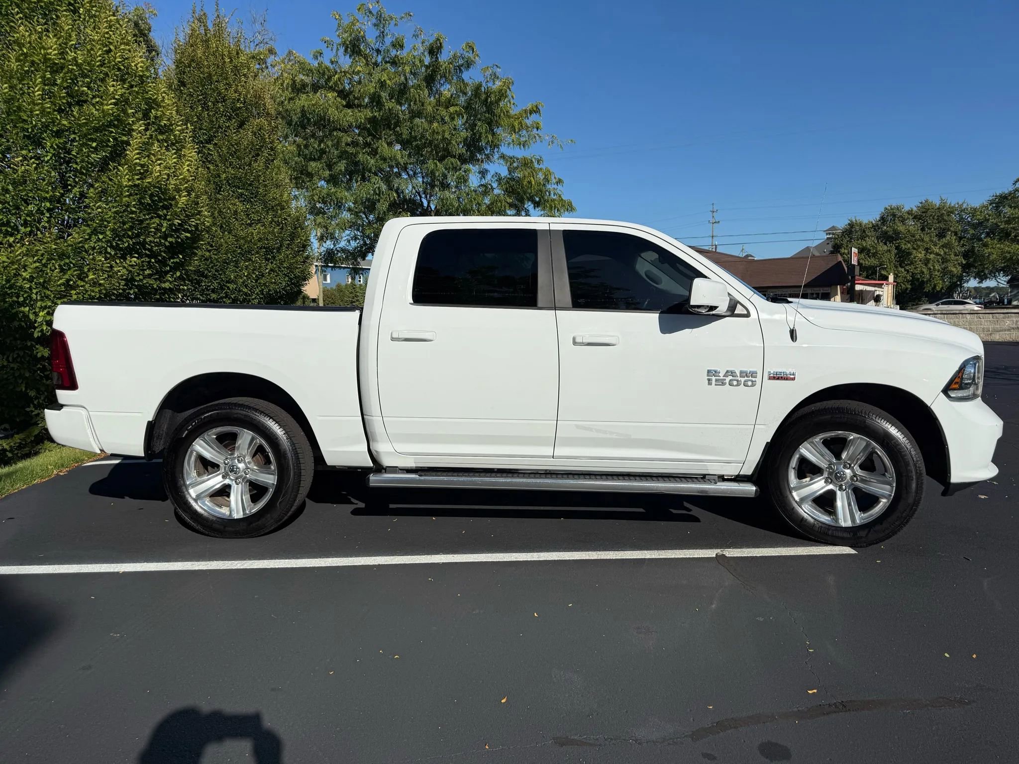 Used 2016 RAM 1500 Sport image 4