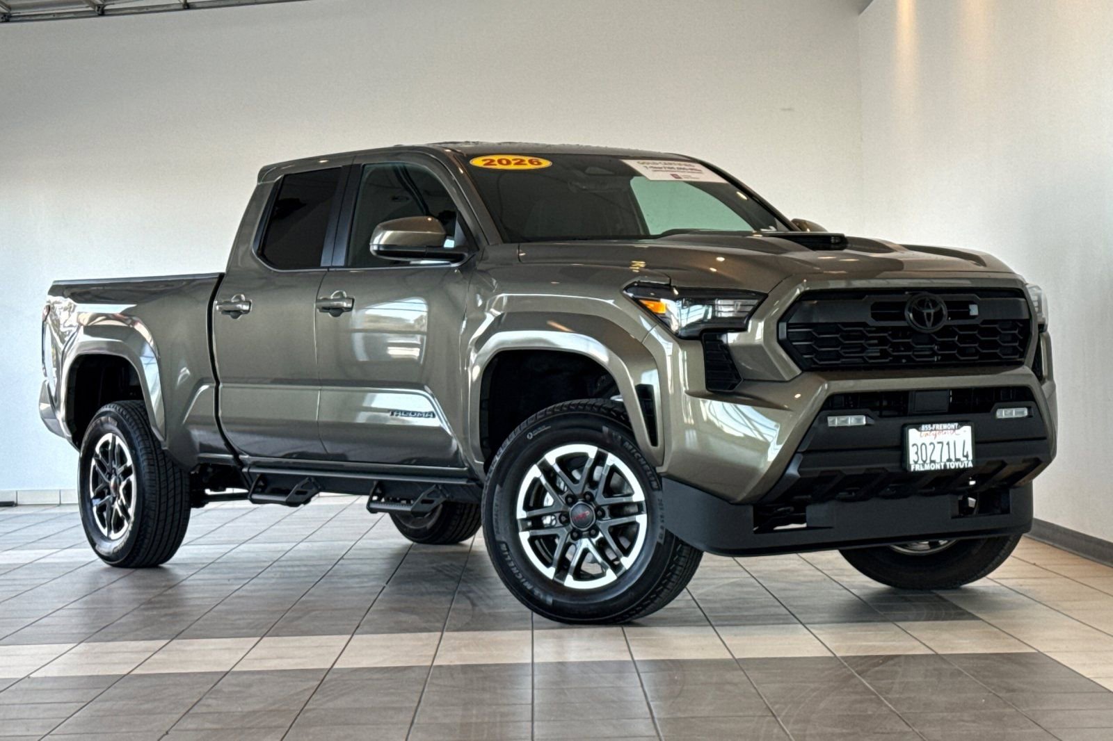 Certified 2026 Toyota Tacoma TRD Sport AWD/4WD image 2