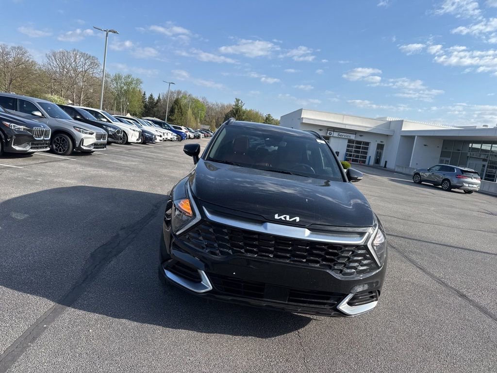 Used 2023 Kia Sportage SX FWD image 2
