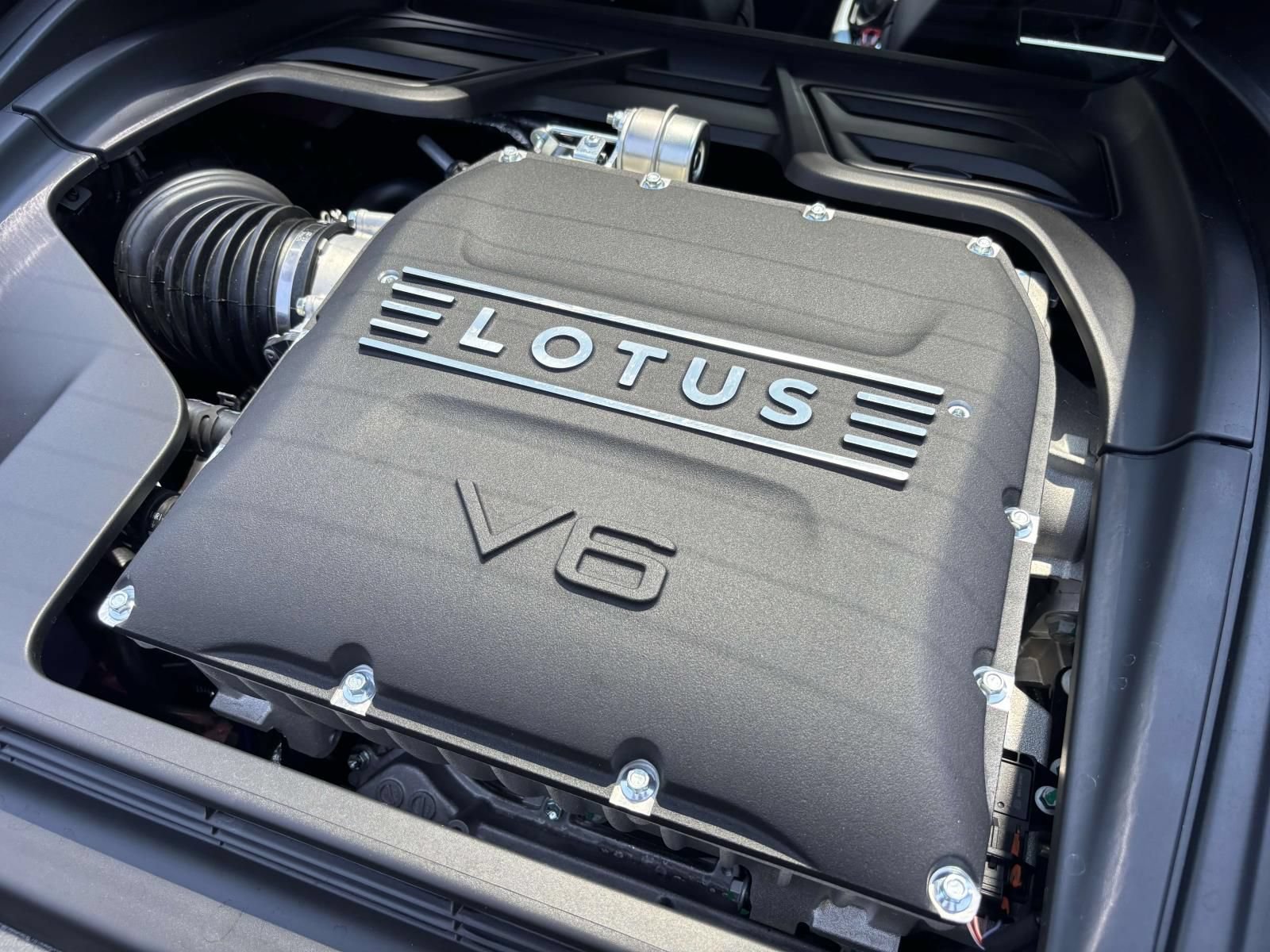 New 2025 Lotus Emira RWD image 17