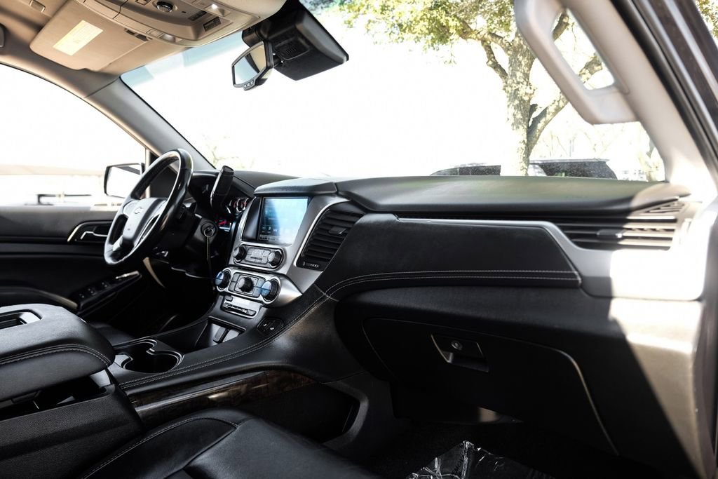 Used 2018 Chevrolet Tahoe LT w/ Max Trailering Package RWD image 9