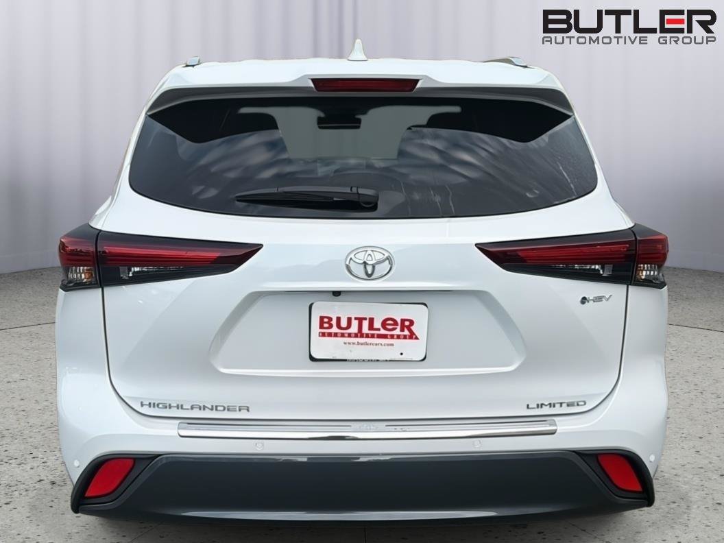 New 2026 Toyota Highlander Limited AWD/4WD image 5