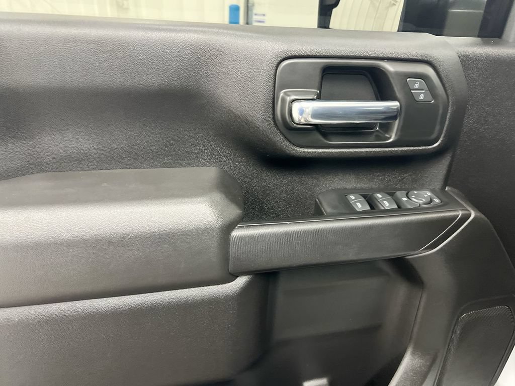 Used 2023 Chevrolet Silverado 2500 Custom w/ Custom Convenience Package AWD/4WD image 20