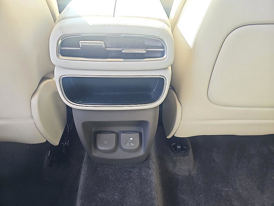 Used 2024 Genesis GV80 2.5T w/ Advanced Package AWD/4WD image 34