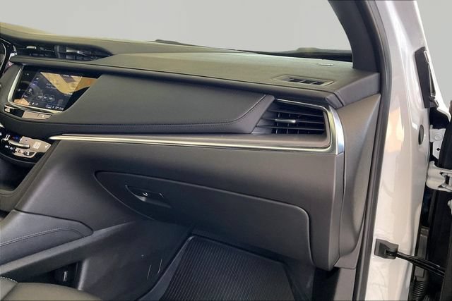 Used 2025 Cadillac XT5 Luxury FWD image 18