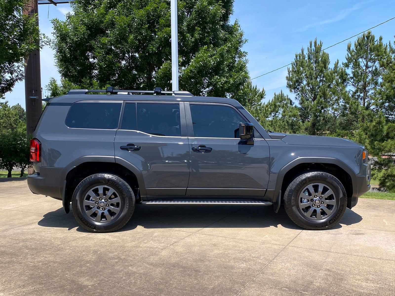 Used 2025 Toyota Land Cruiser w/ Premium Package AWD/4WD image 7