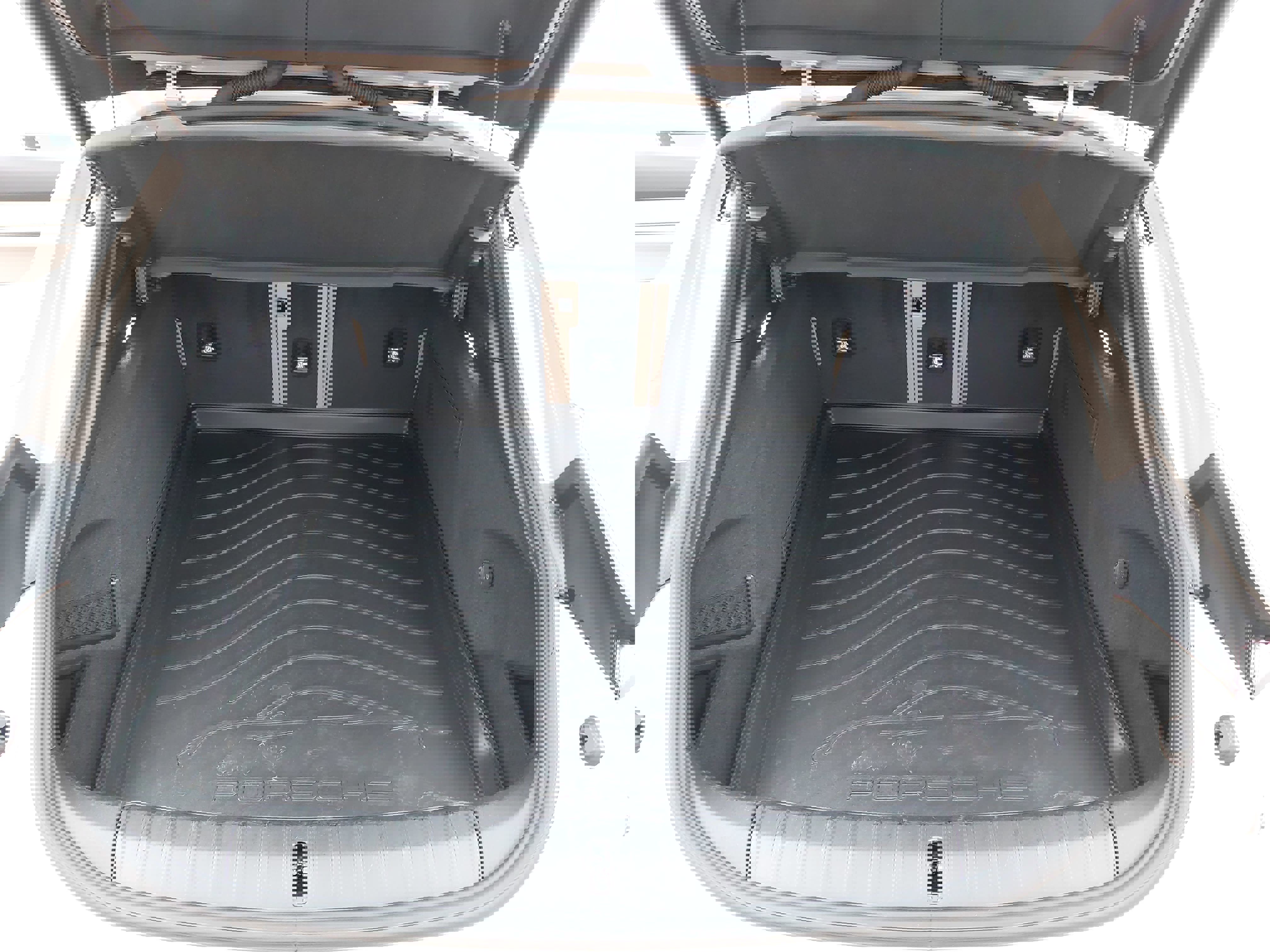 Used 2023 Porsche Taycan 4 Cross Turismo image 14