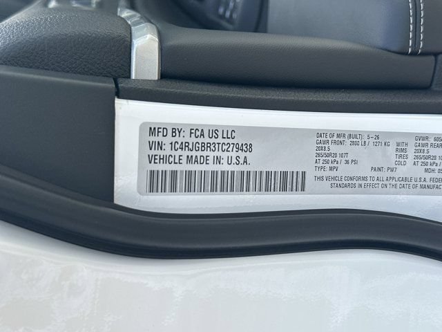 New 2026 Jeep Grand Cherokee Limited RWD image 28