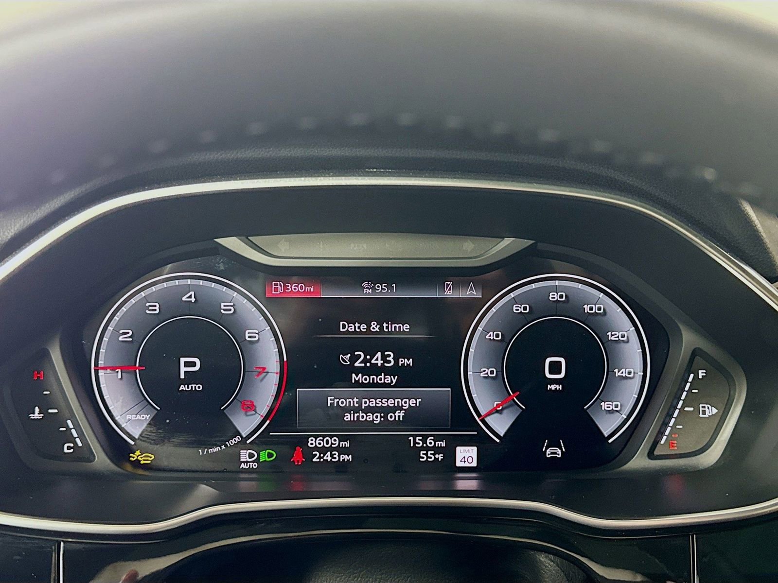 Certified 2025 Audi Q3 2.0T Premium Plus w/ Premium Plus Package image 16