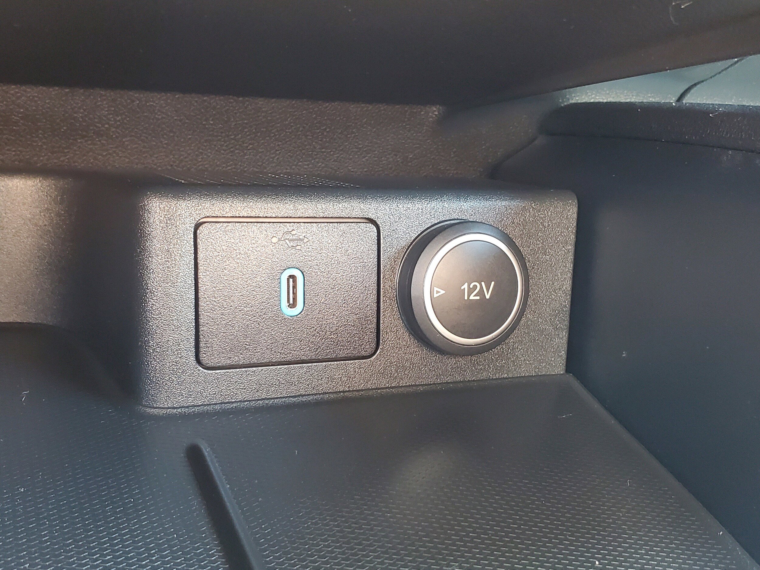 Used 2020 Ford Escape SE AWD/4WD image 24