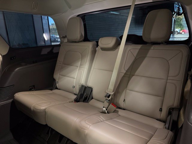 Used 2024 Lincoln Navigator Reserve AWD/4WD image 23