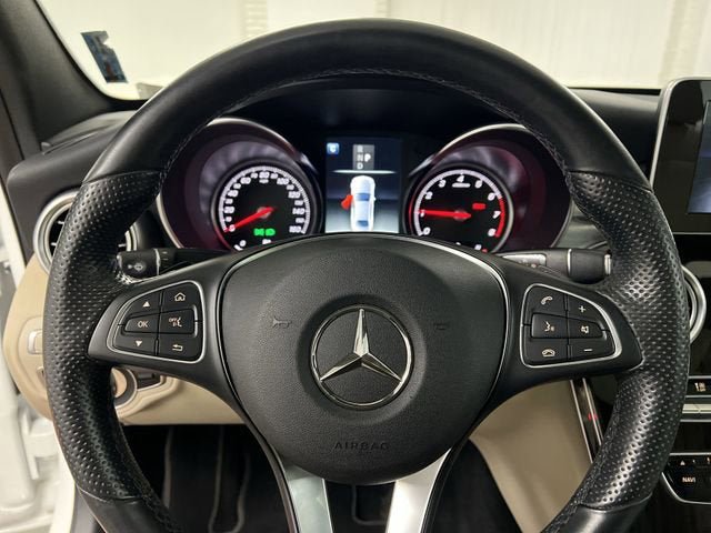 Used 2018 Mercedes-Benz C 300 4MATIC Sedan image 11