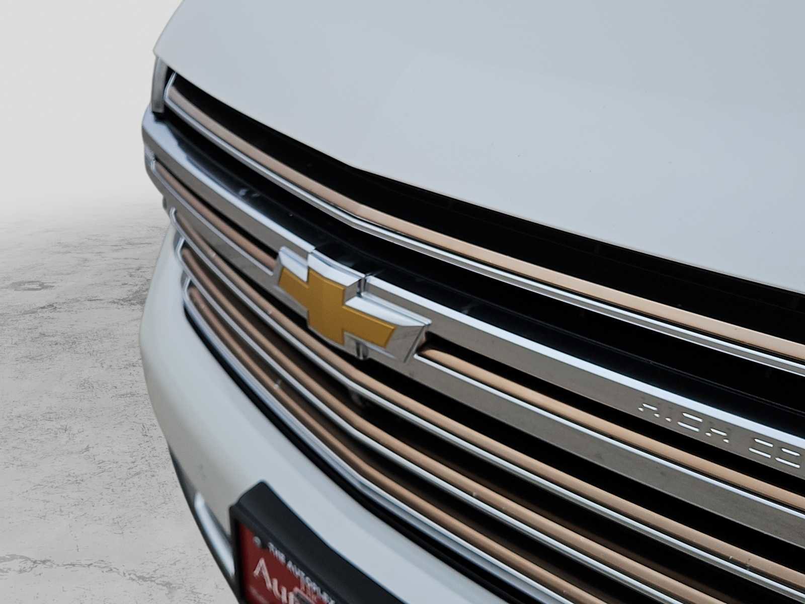 Used 2021 Chevrolet Suburban High Country image 13