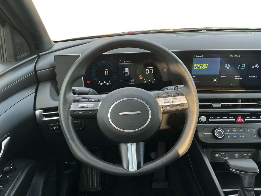 Used 2025 Hyundai Santa Cruz SE image 18