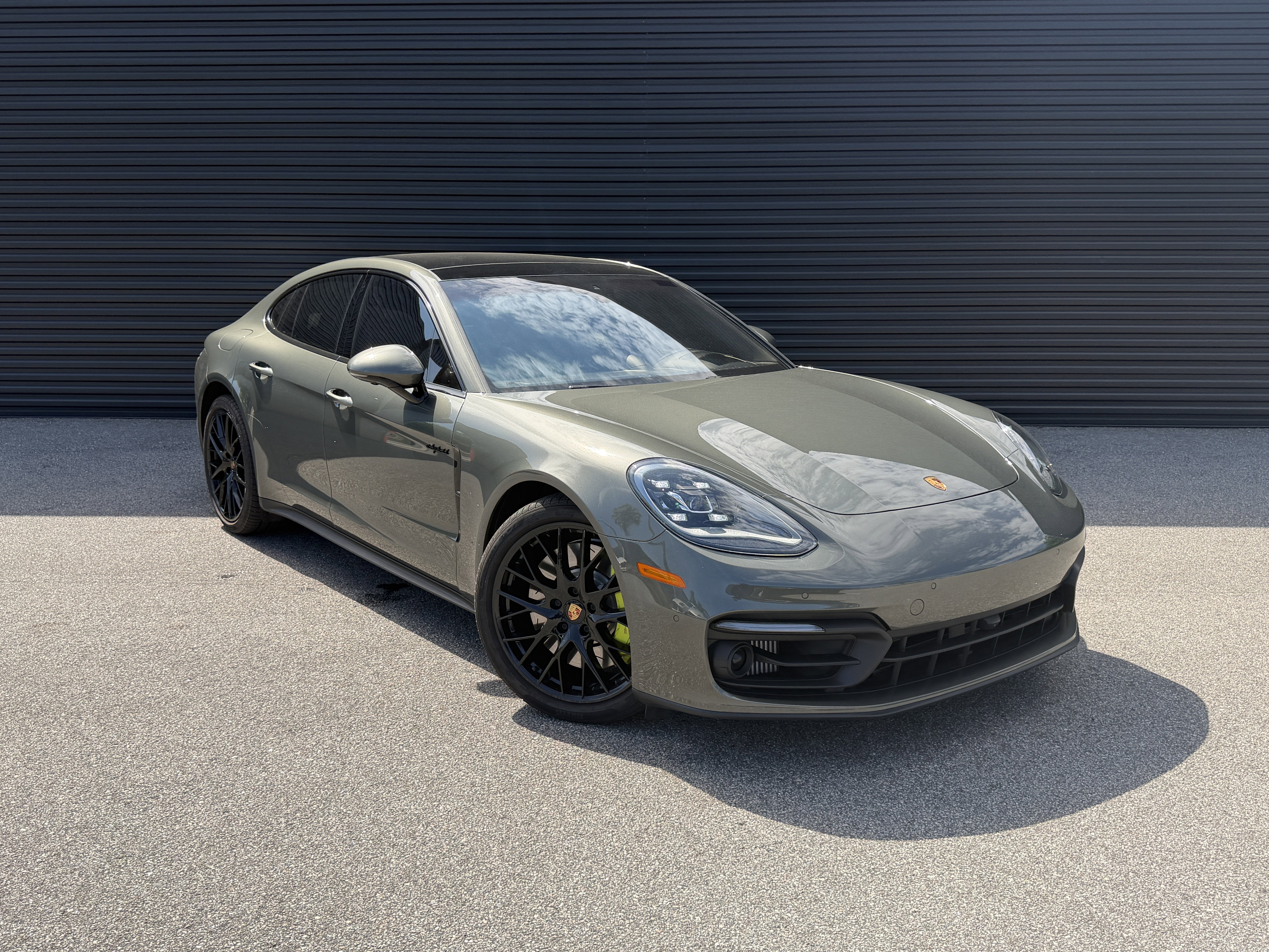 Certified 2022 Porsche Panamera 4S image 7