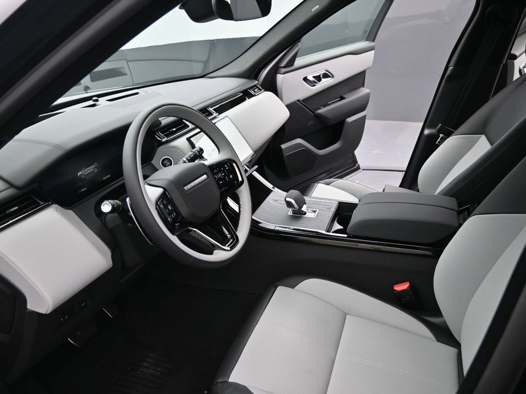 Used 2026 Land Rover Range Rover Velar Dynamic SE image 19