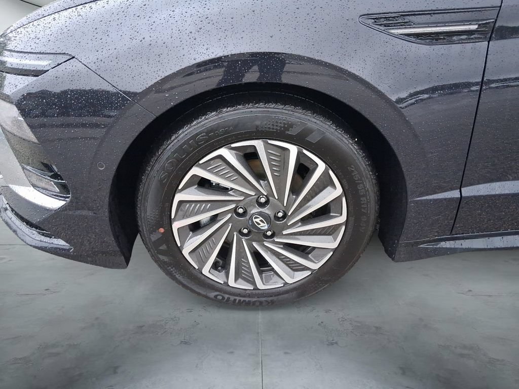 New 2026 Hyundai Sonata Limited FWD image 14