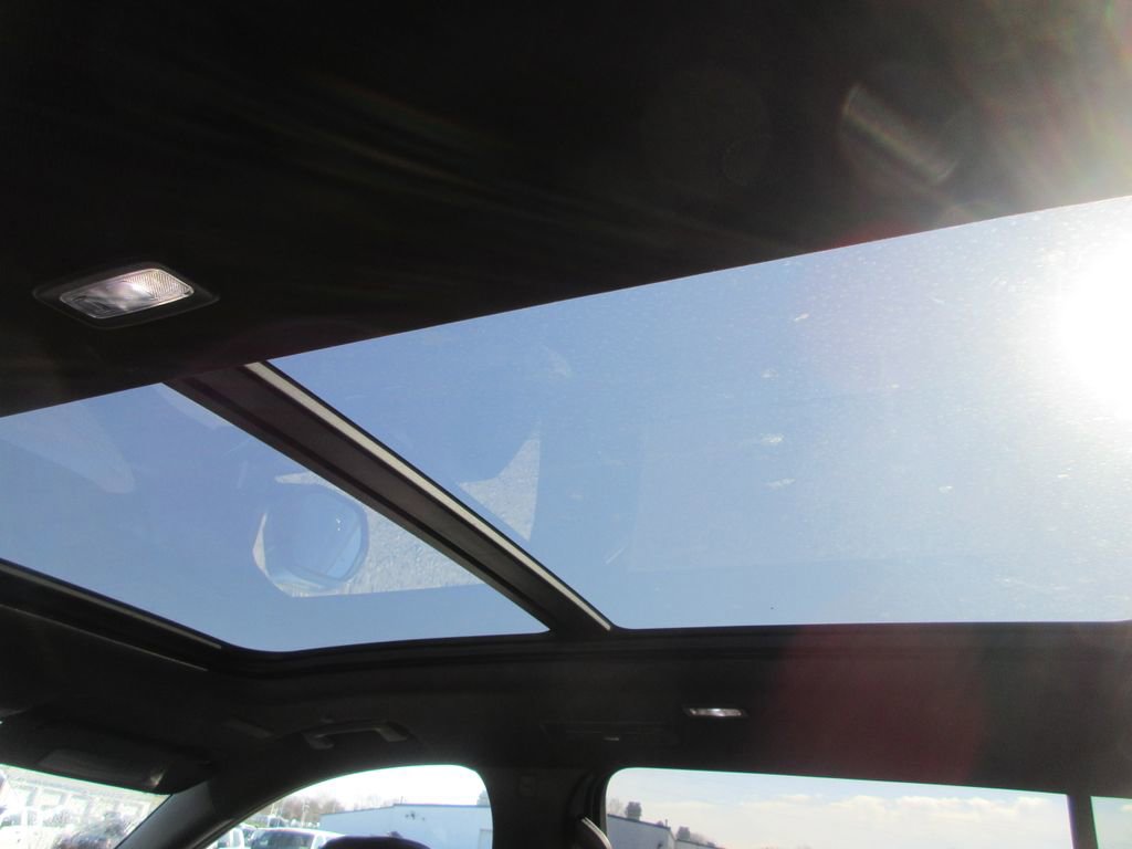 New 2026 GMC Acadia Elevation w/ Super Cruise Package image 16