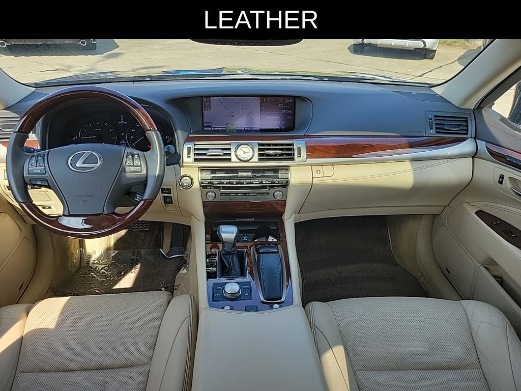 Used 2013 Lexus LS 460 AWD w/ Comfort Pkg image 8