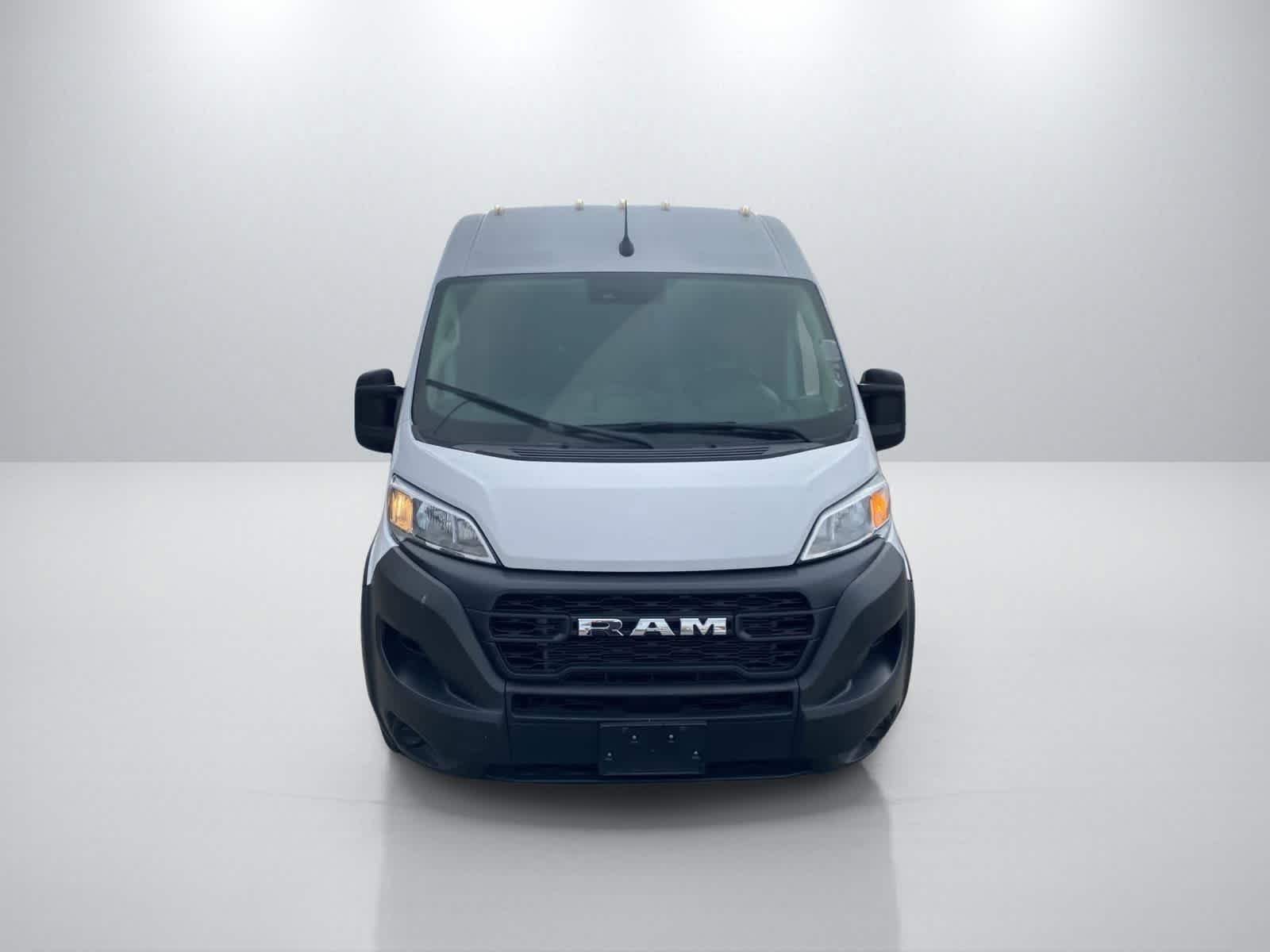 Used 2023 RAM ProMaster 2500 FWD image 2