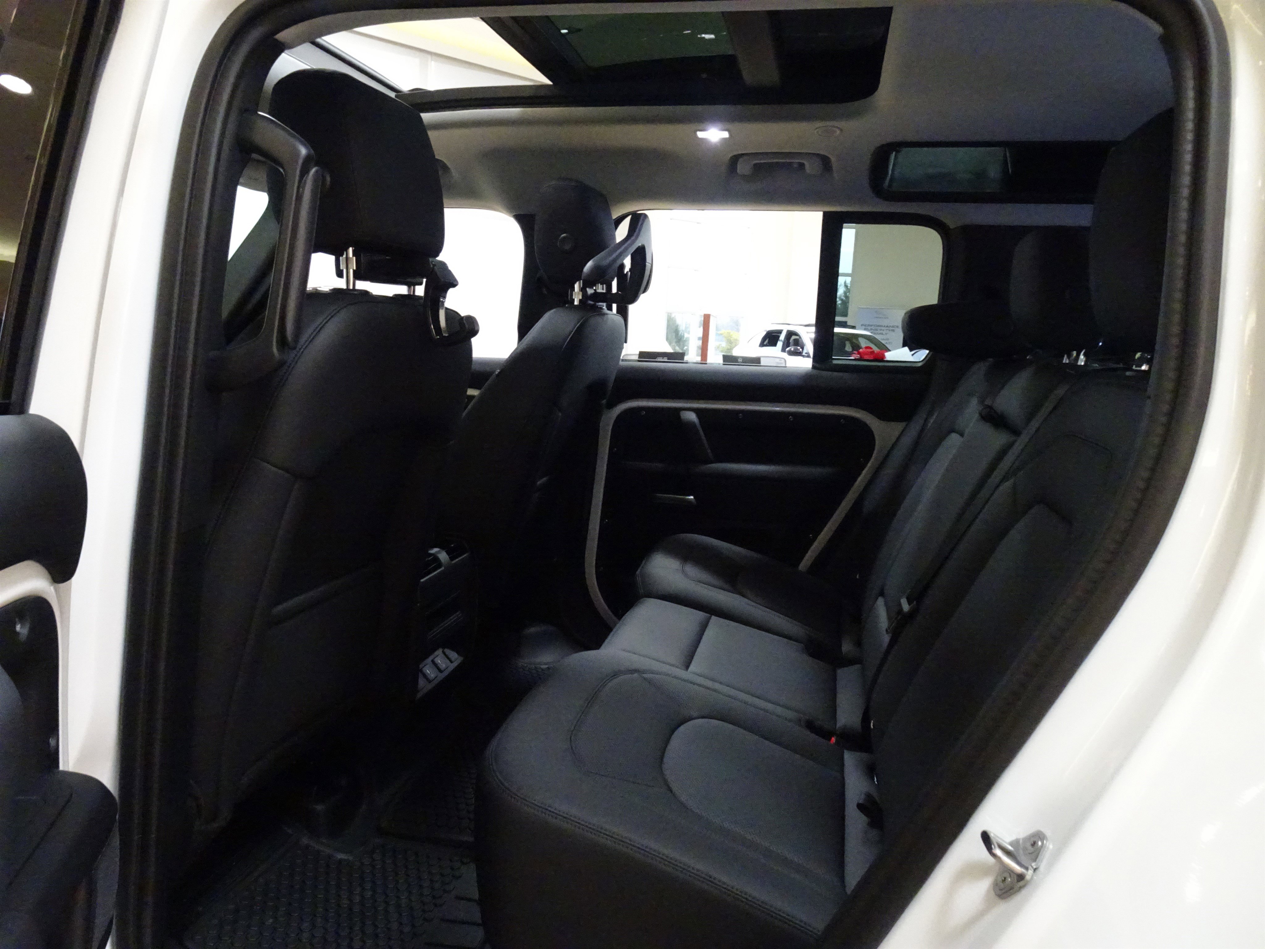 New 2026 Land Rover Defender 110 S image 19