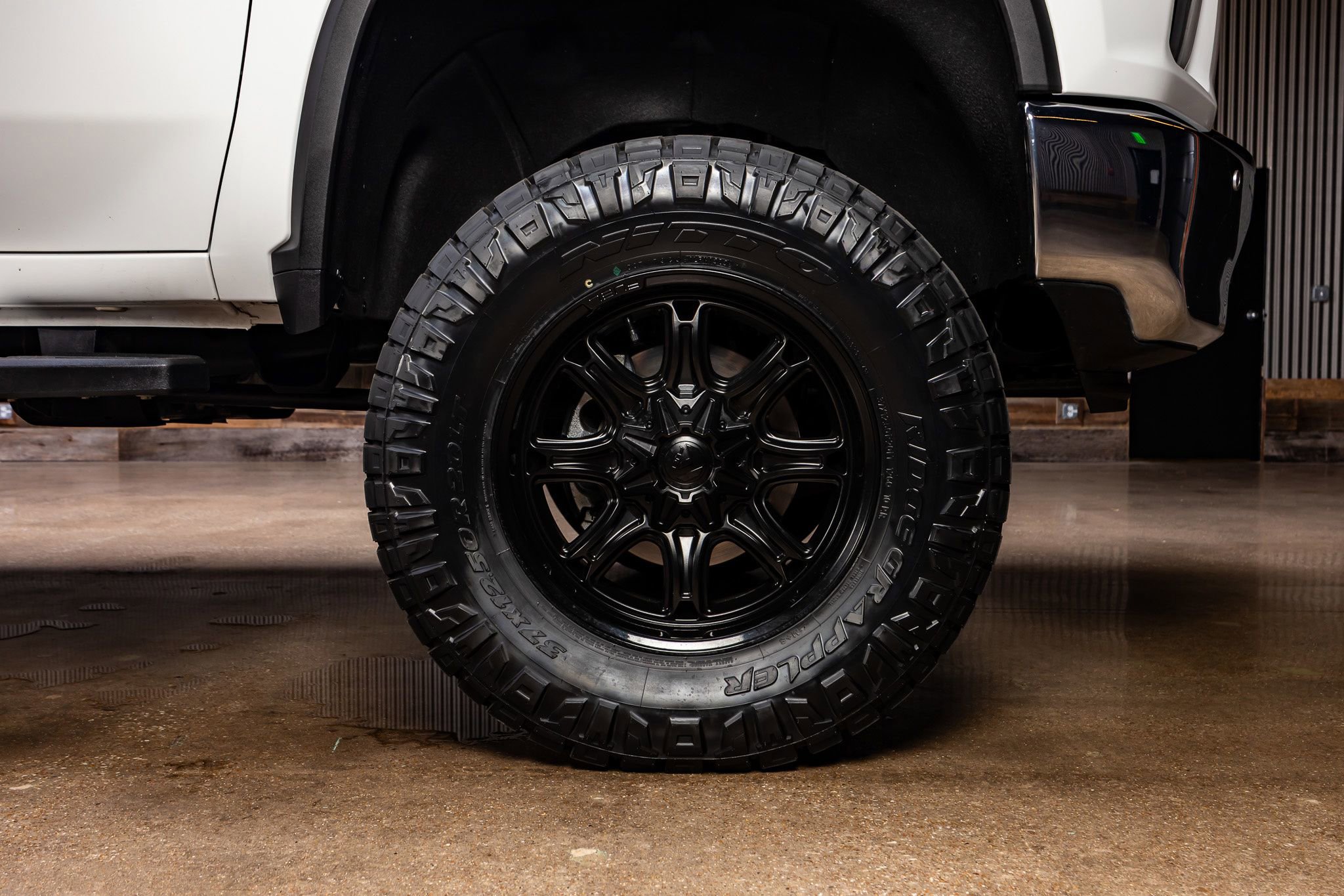 Used 2022 Chevrolet Silverado 2500 LTZ w/ LTZ Plus Package image 12