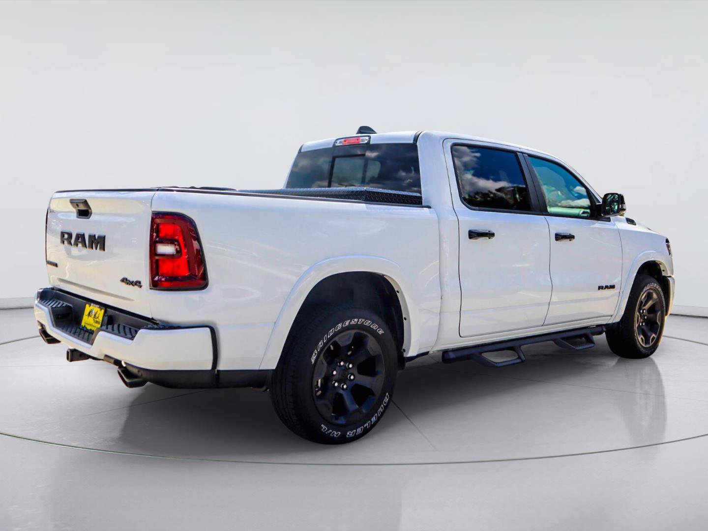 Used 2025 RAM 1500 Big Horn AWD/4WD image 9