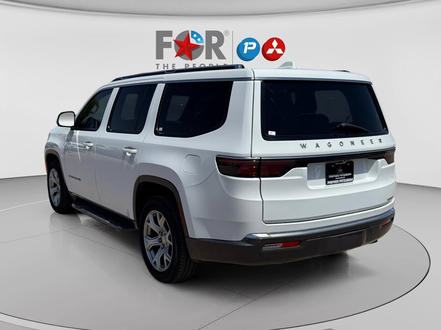 Used 2022 Jeep Wagoneer Series II RWD image 11