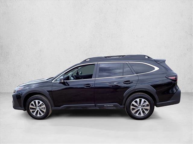 Used 2025 Subaru Outback Premium AWD/4WD image 2