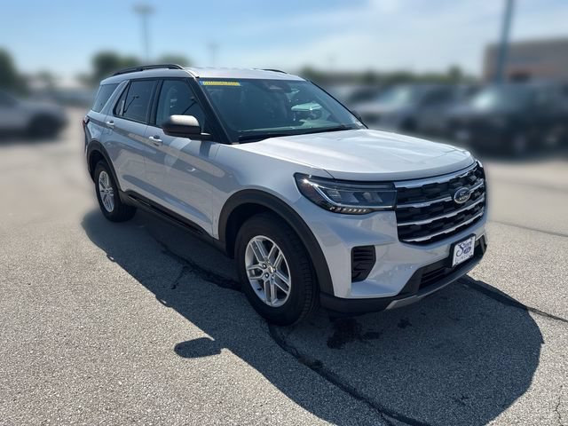 New 2026 Ford Explorer Active AWD/4WD image 3