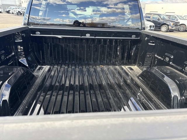 Used 2022 Chevrolet Silverado 1500 Custom image 8