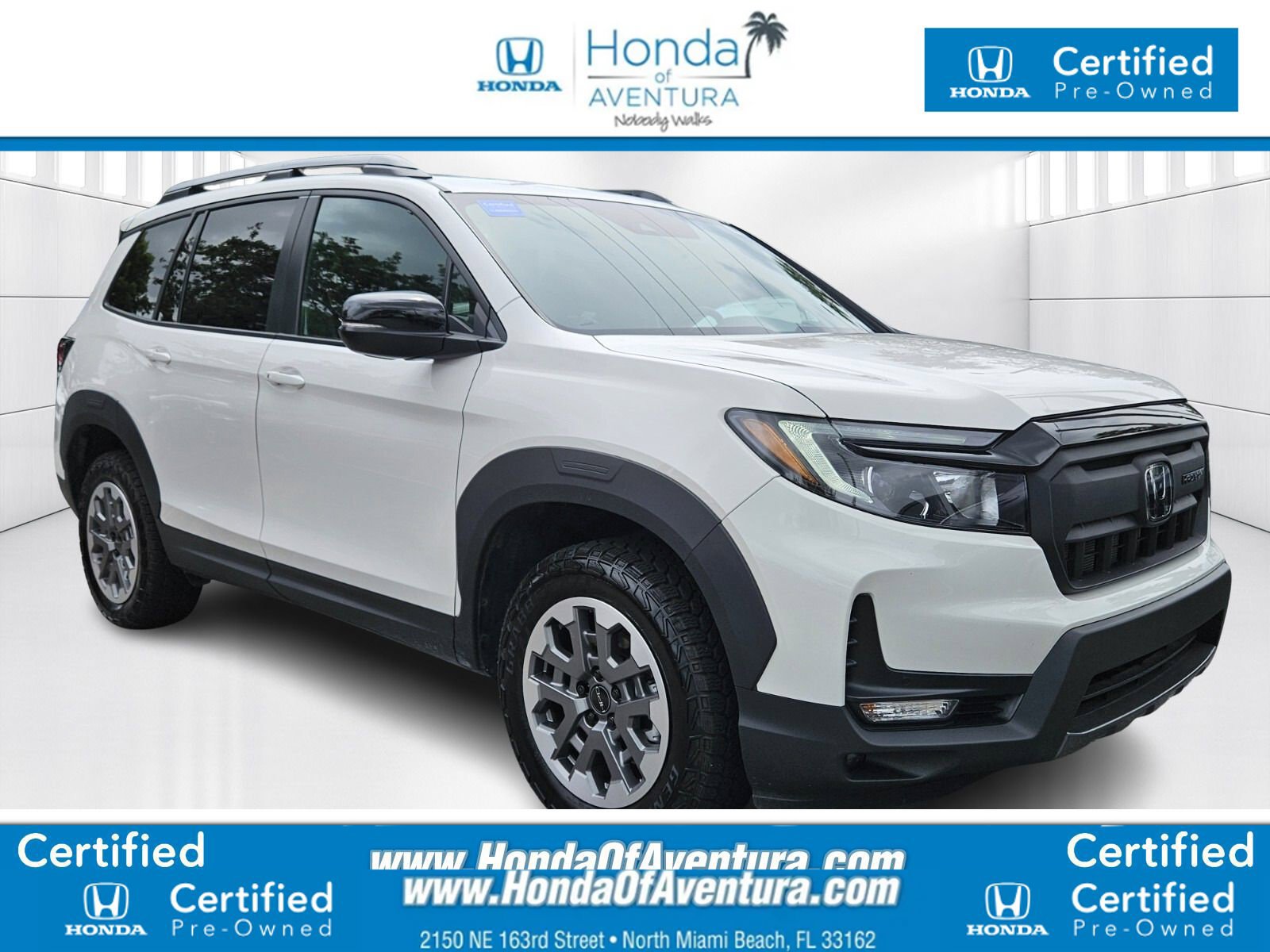 Used 2024 Honda Passport TrailSport image 1