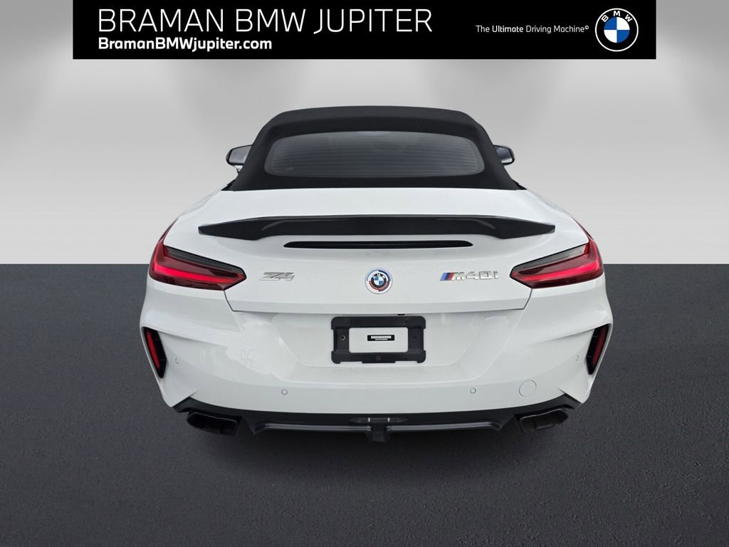 Certified 2022 BMW Z4 M40i w/ Premium Package image 6