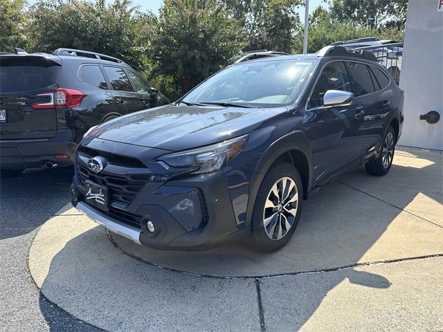 New 2025 Subaru Outback Touring XT image 4