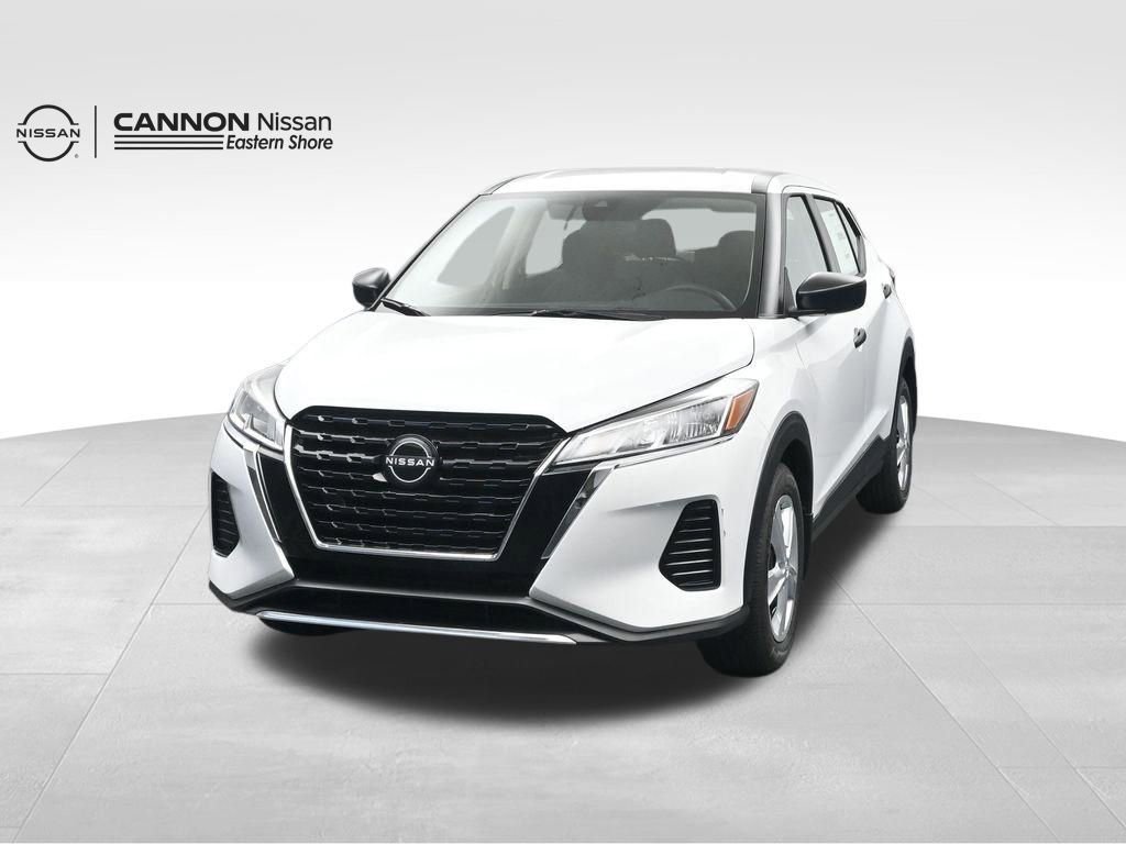 New 2025 Nissan Kicks Play S FWD image 6
