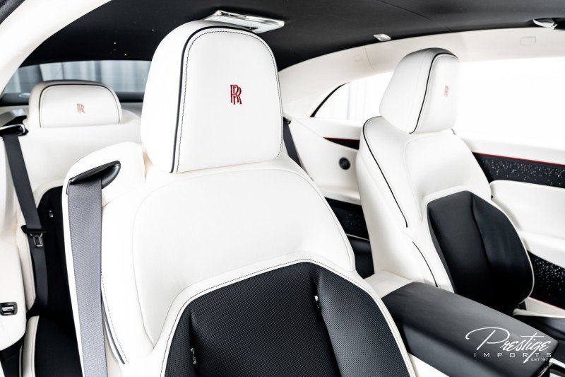 Used 2024 Rolls-Royce Spectre w/ Spectre Launch Package image 43