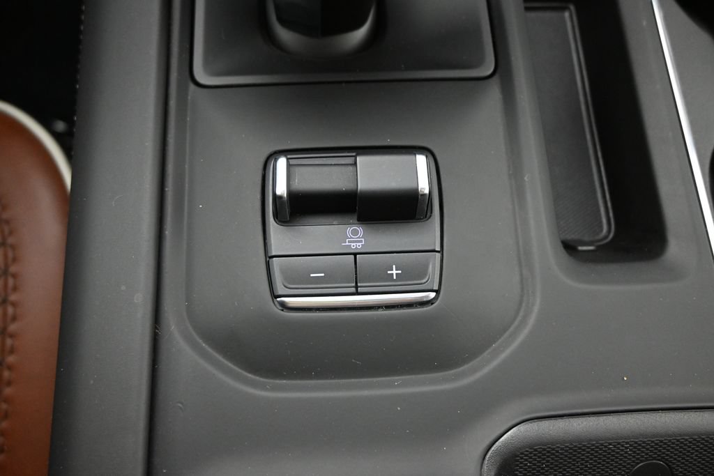 Used 2025 GMC Sierra 1500 Denali Ultimate AWD/4WD image 31