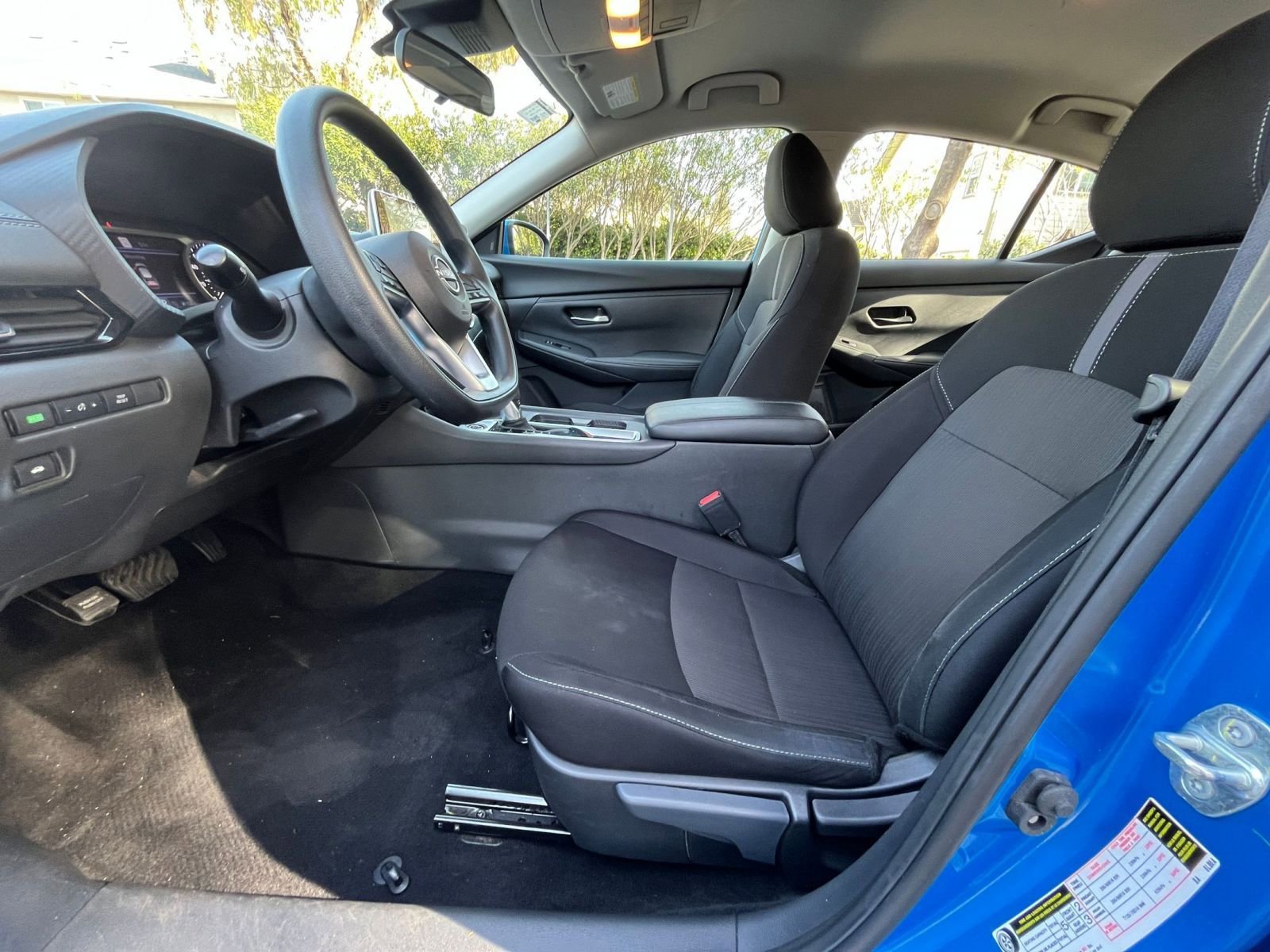 Used 2025 Nissan Sentra SV image 24