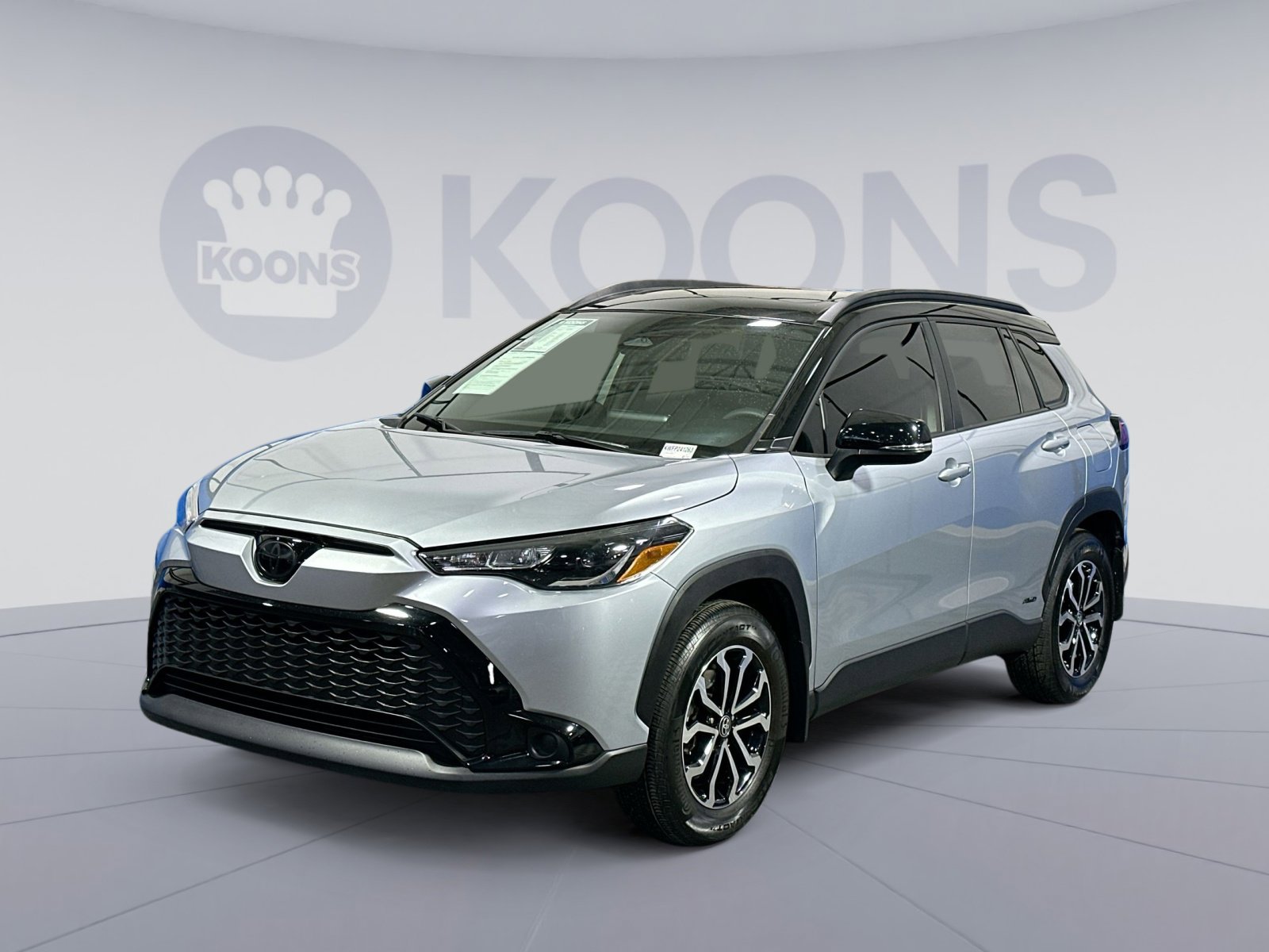 Used 2024 Toyota Corolla Cross SE w/ Moonroof Package image 1